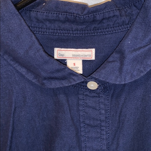 NWOT GAP Navy Button Down - Picture 3 of 4